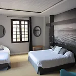 De La Loge 3*