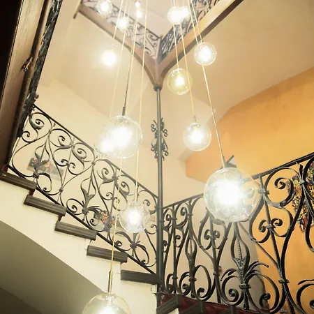 Hotel De La Loge Perpignano
