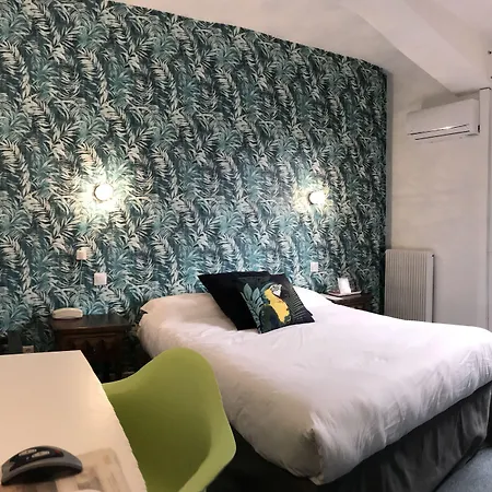 De La Loge Hotel 3*