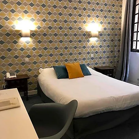 De La Loge Hotel