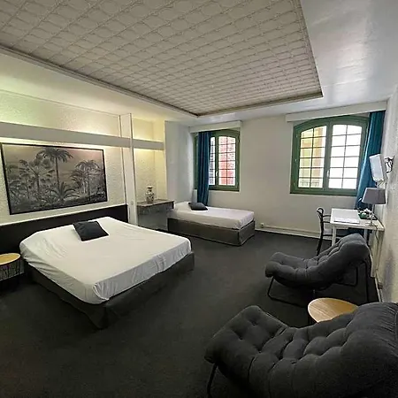 De La Loge