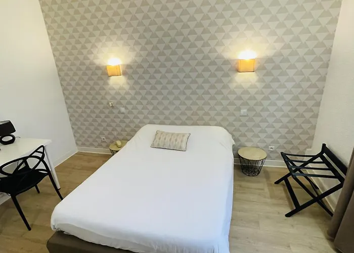 De La Loge 3* Perpignan