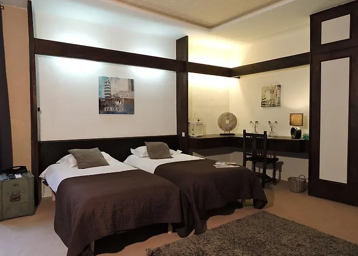 De La Loge 3* Perpignan